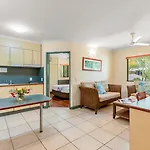 Bay Village Tropical Retreat & Apartments