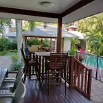 Studio Close To Airport, City & Esplanade