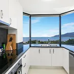 Cairns Luxury Waterview Apartment