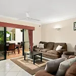 3 Bedroom 2 Bathroom, 5 Minute Walk To Esplanade