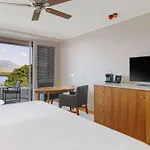 Pullman Reef Hotel Casino
