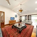 Poinciana Lodge