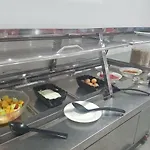 Yal Cairns - Accommodation That Makes A Difference