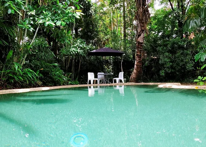 Travellers Paradise