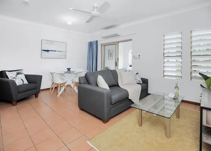 Mediterranean Style Apartment Close To The City 16