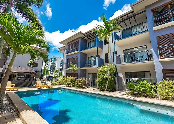 Cairns City Oasis King Bed Studio; Pool & Bbq