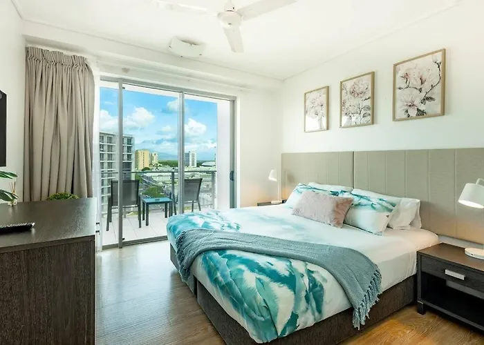 Cairns City Studio Apartment Ocean View 12Th Floor