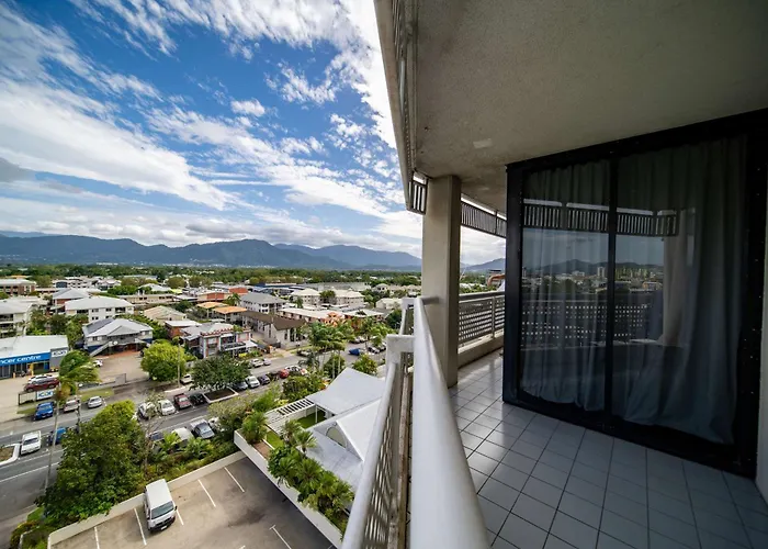 Rydges Esplanade Resort Cairns