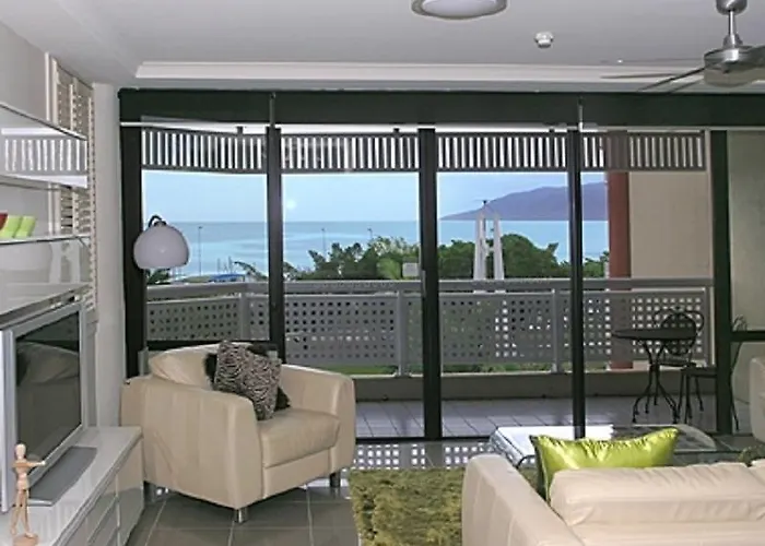 The Boutique Collection - North Shore Towers - Luxury Private Apartments