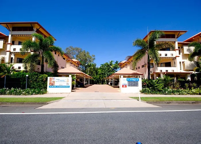 City Plaza Apartments