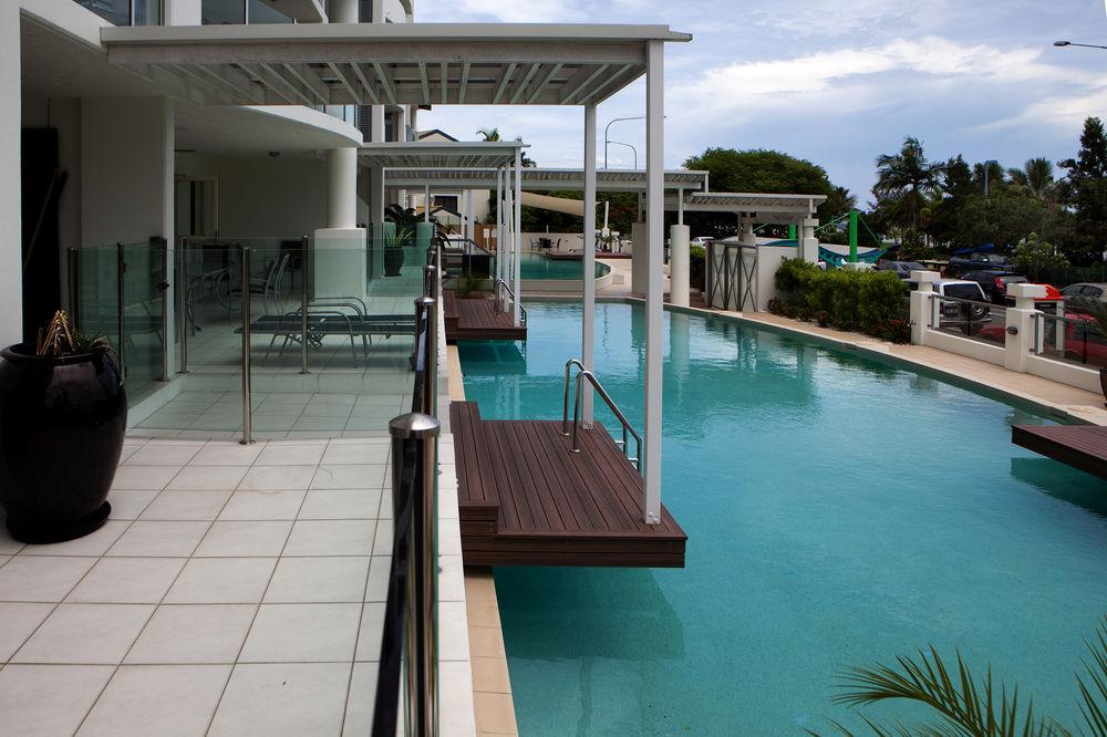 Waters Edge 5* Cairns