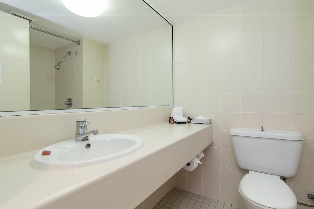 Acacia Court Cairns