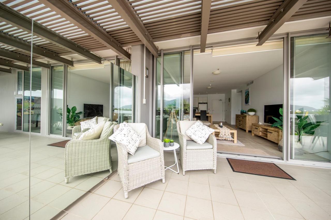 Waterfront Luxury At Harbourlights
