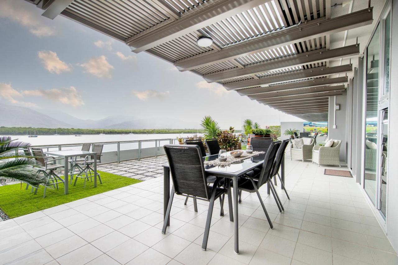 Waterfront Luxury At Harbourlights