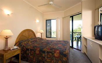 Tropic Towers Aparthotel Cairns