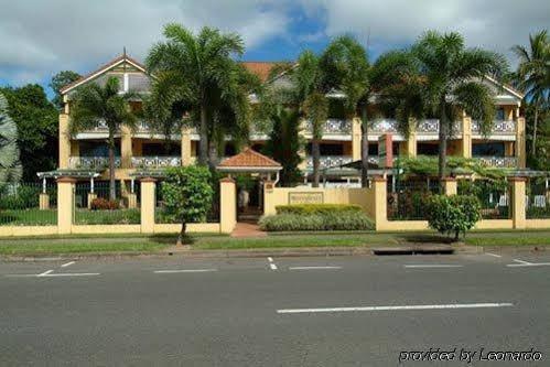 Waterfront Terraces Aparthotel Cairns
