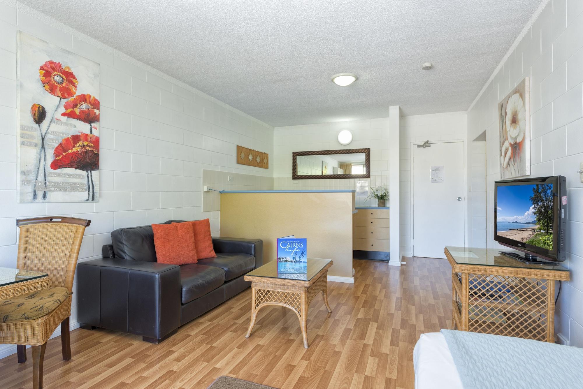 Aparthotel Cascade Gardens 4*
