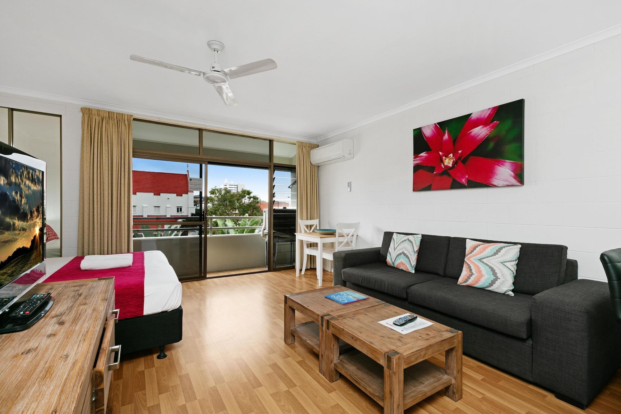 Cascade Gardens Aparthotel Cairns