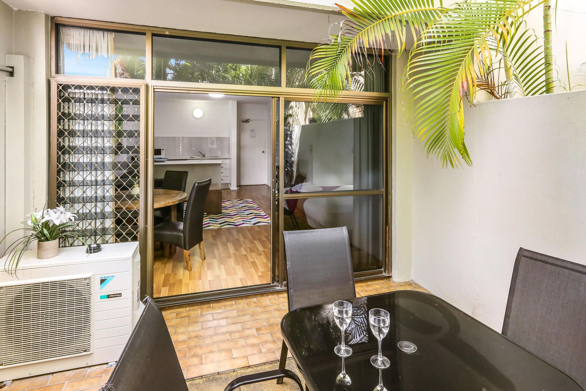 Cascade Gardens Aparthotel Cairns