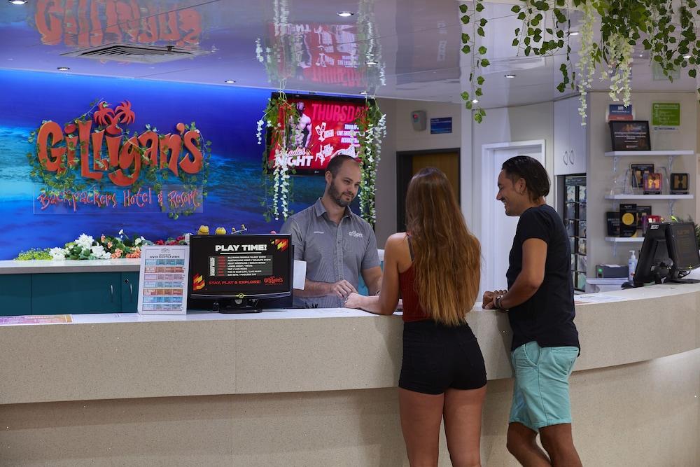 Hostel Gilligan's & Cairns