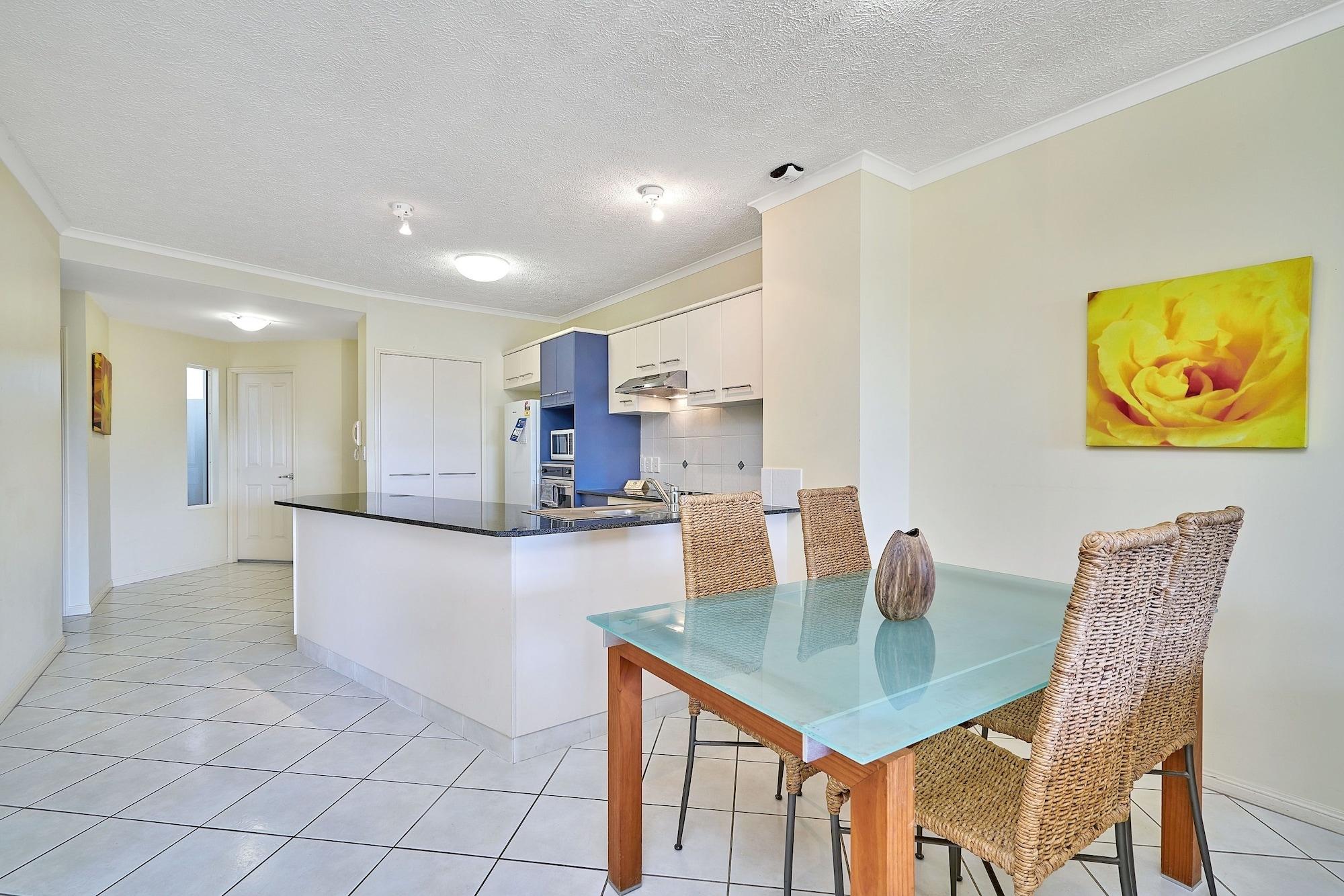 North Cove Waterfront Aparthotel Cairns
