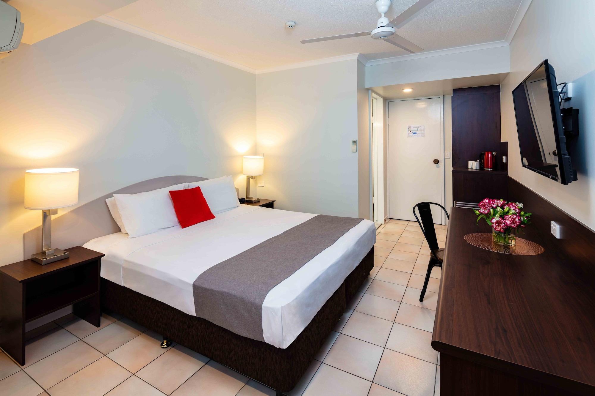 Hotel Hides Cairns