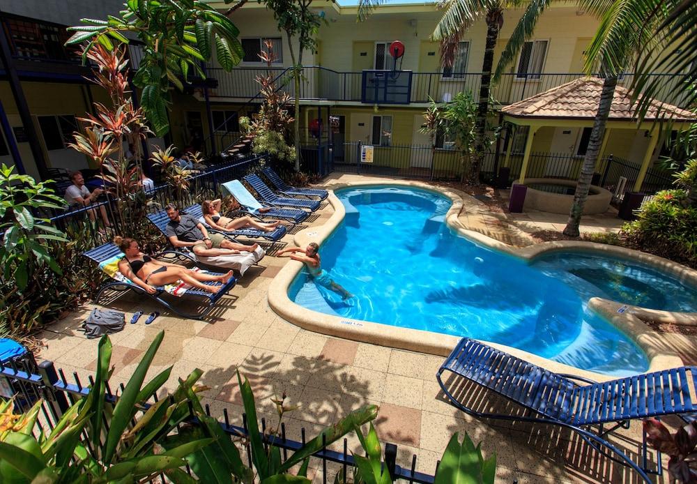 Yha Cairns