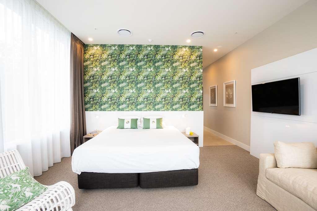 Pacific 4*
