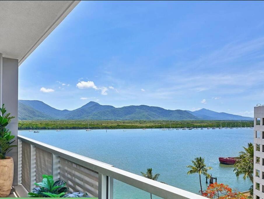 903 Harbour Lights With Ocean Views *