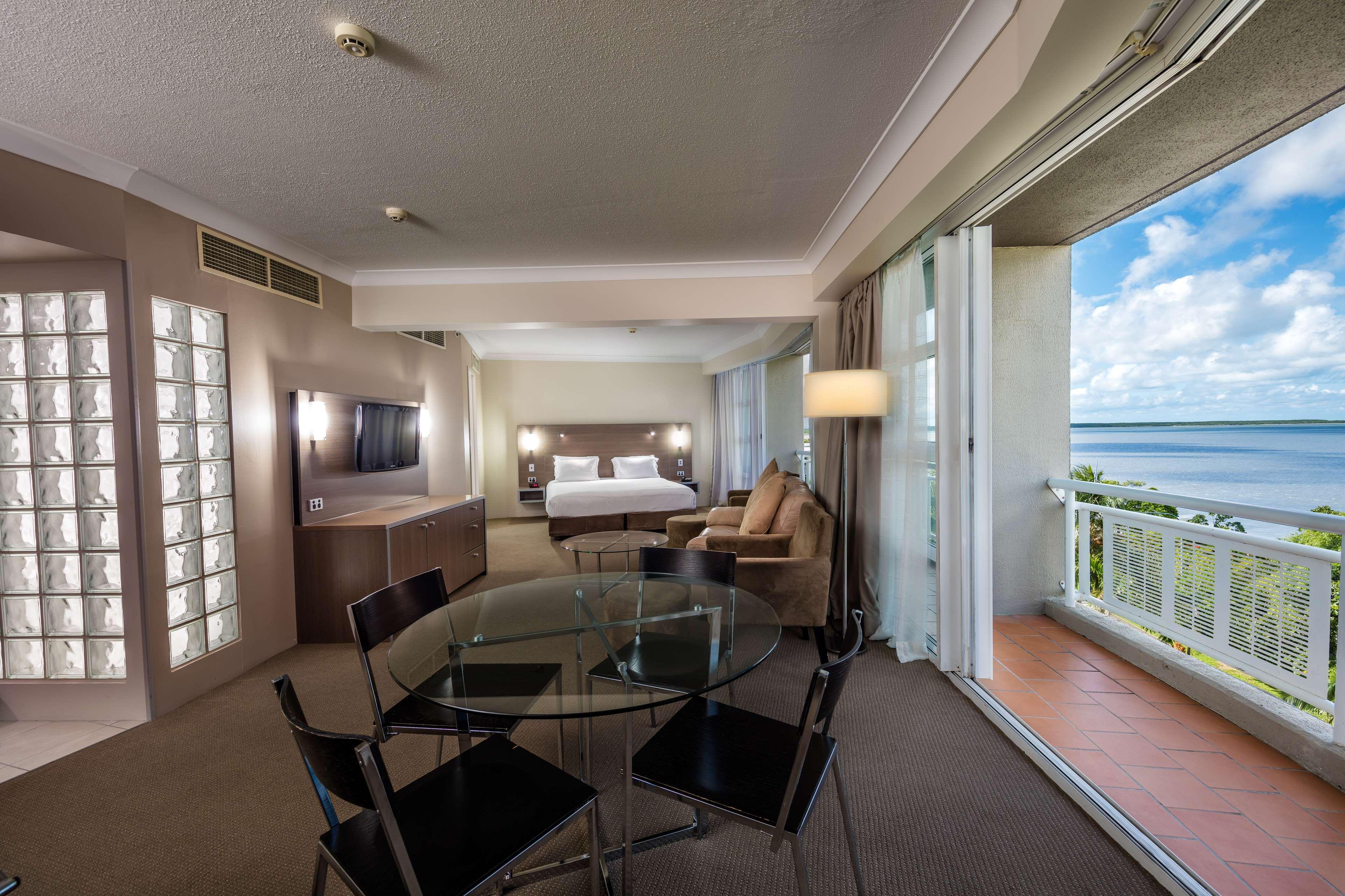 Doubletree By Hilton Hotel Cairns