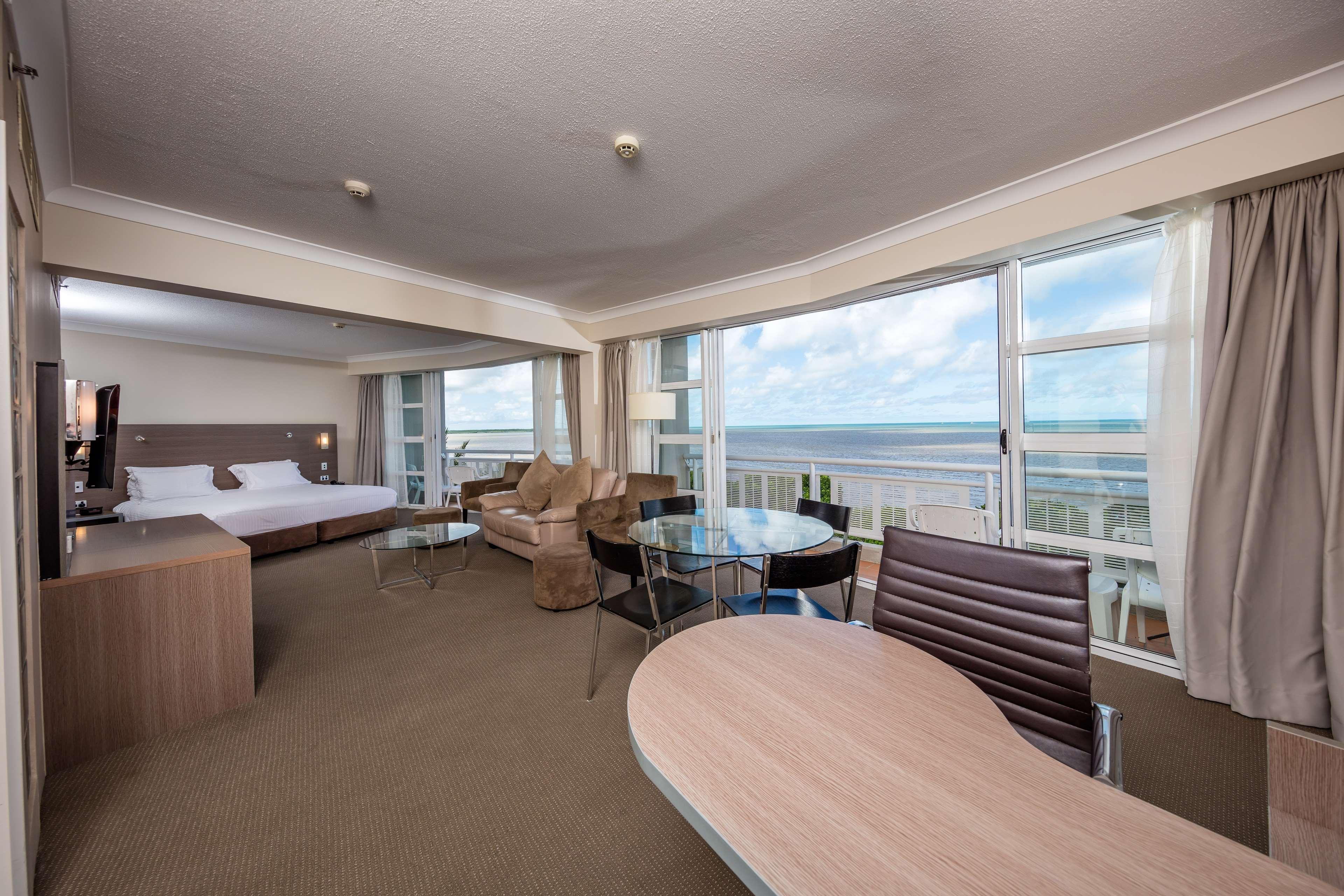 Doubletree By Hilton Cairns
