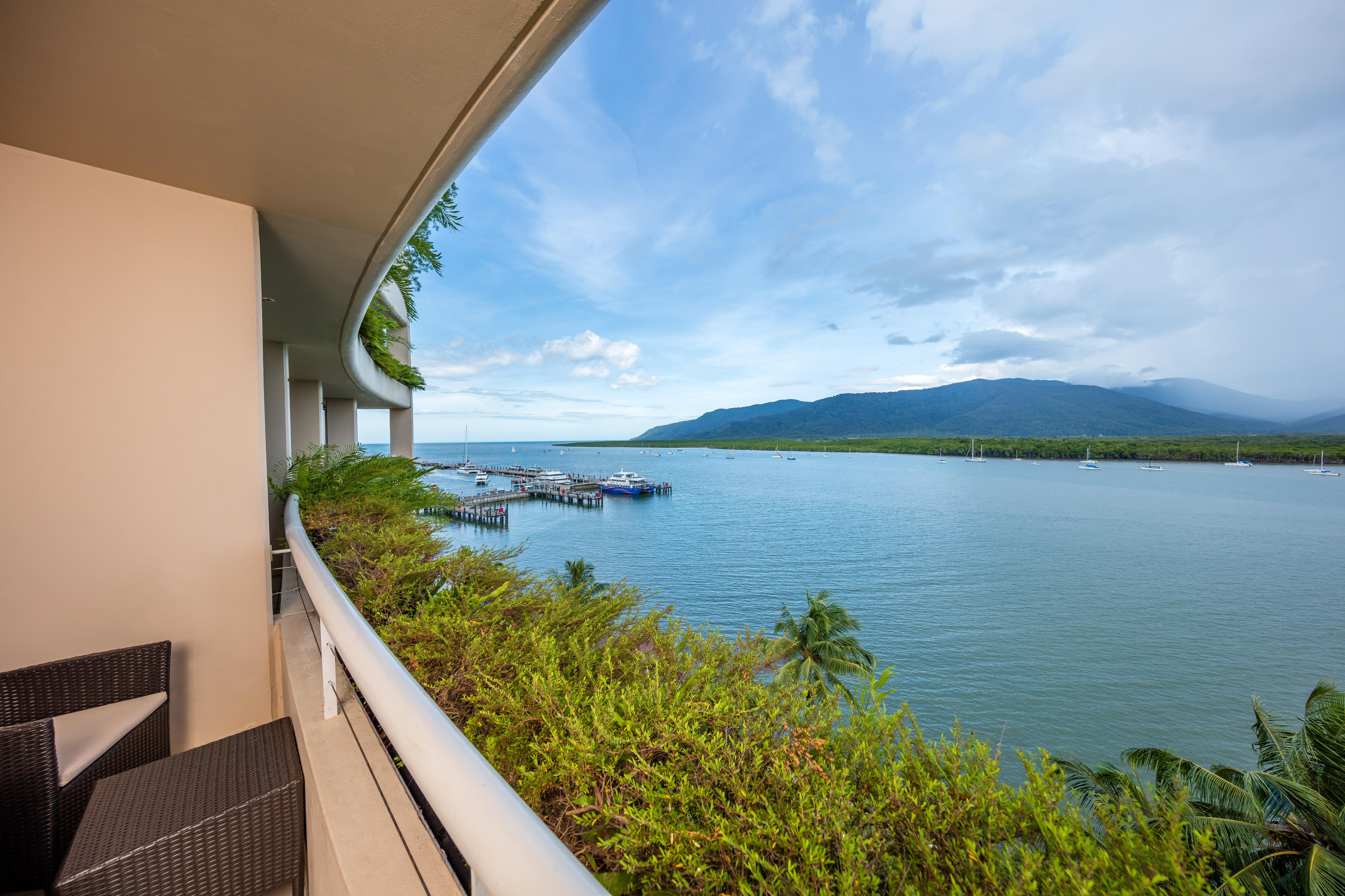 Hilton 5* Cairns