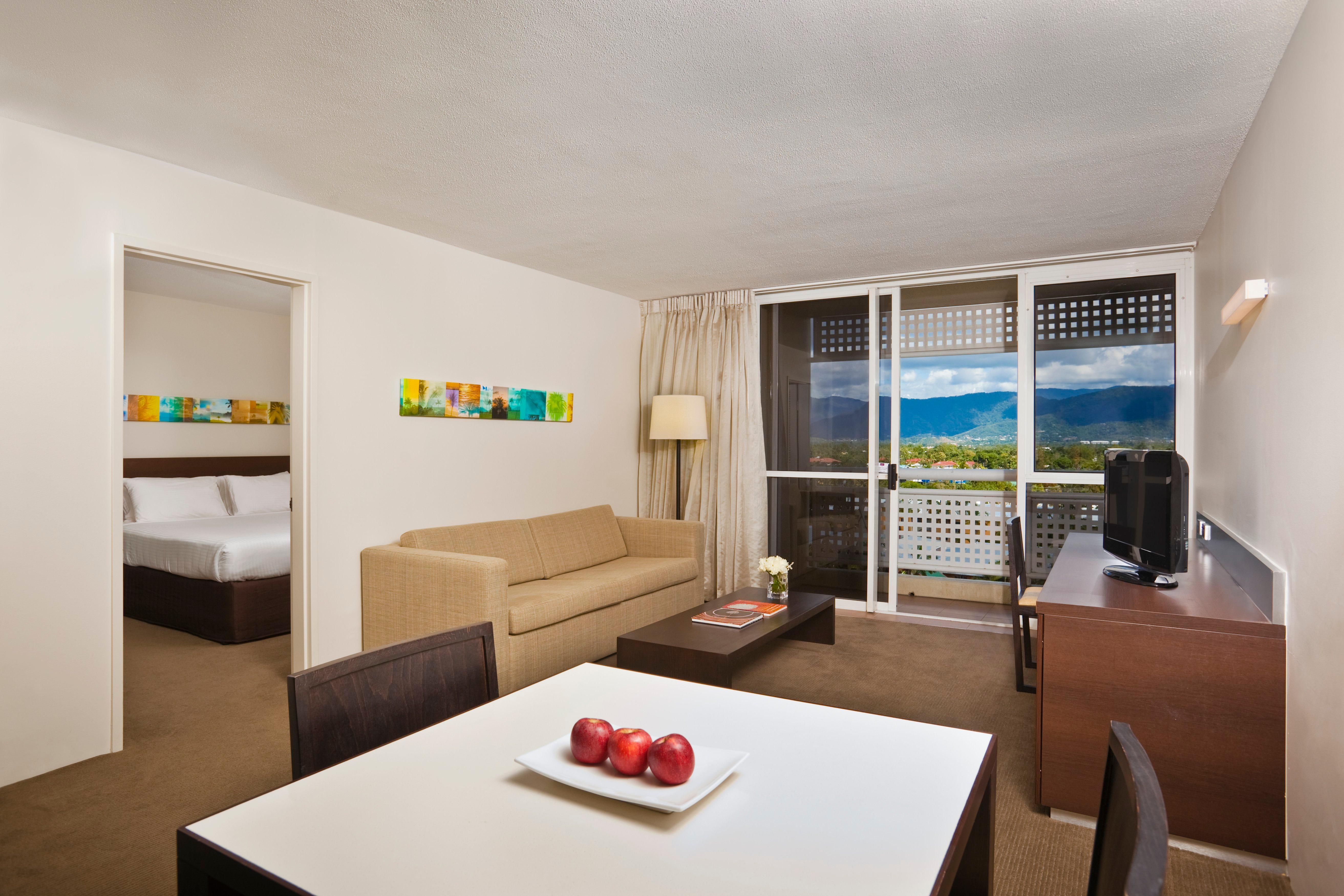 Hotel Harbourside Cairns