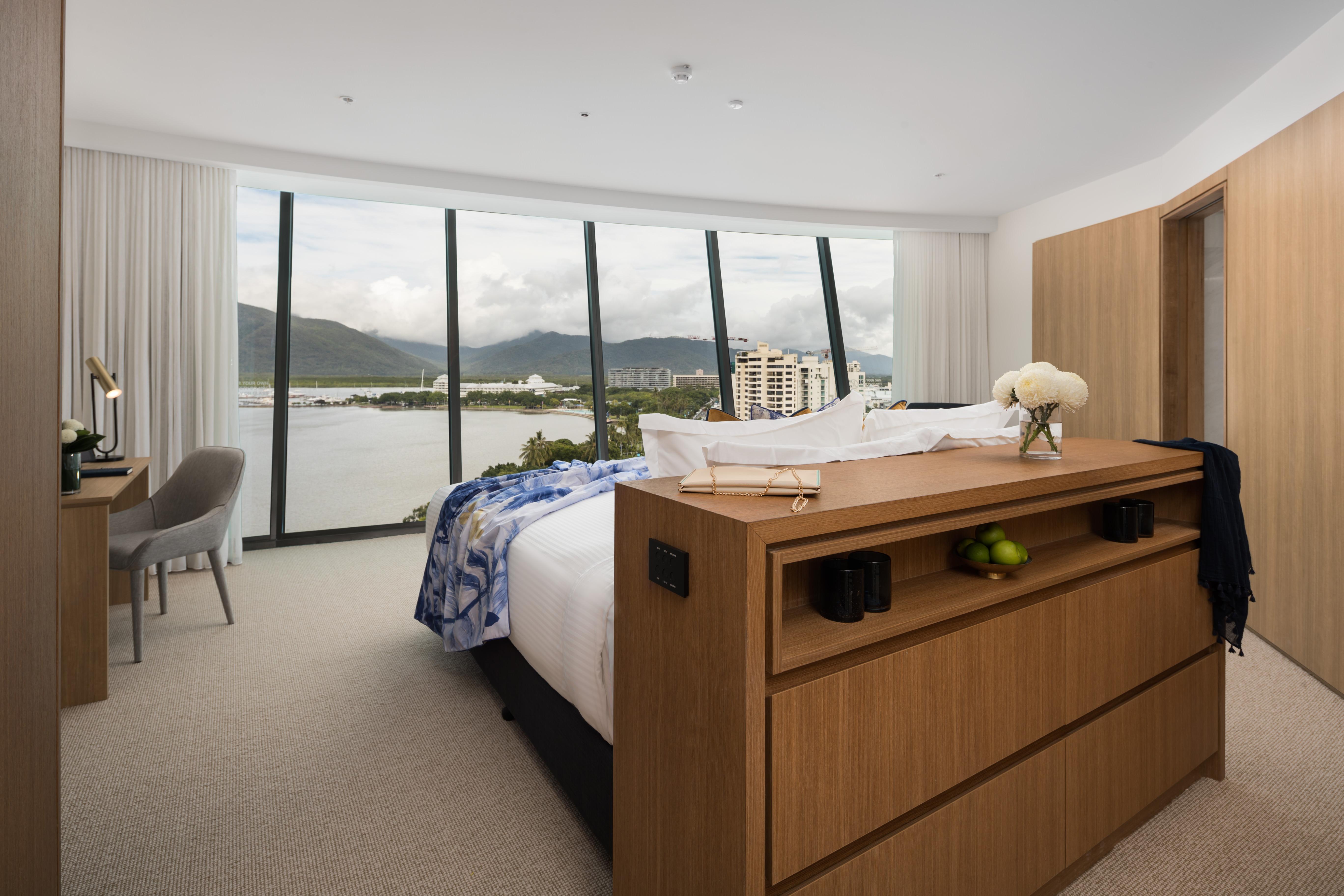 Hotel Crystalbrook Riley Cairns