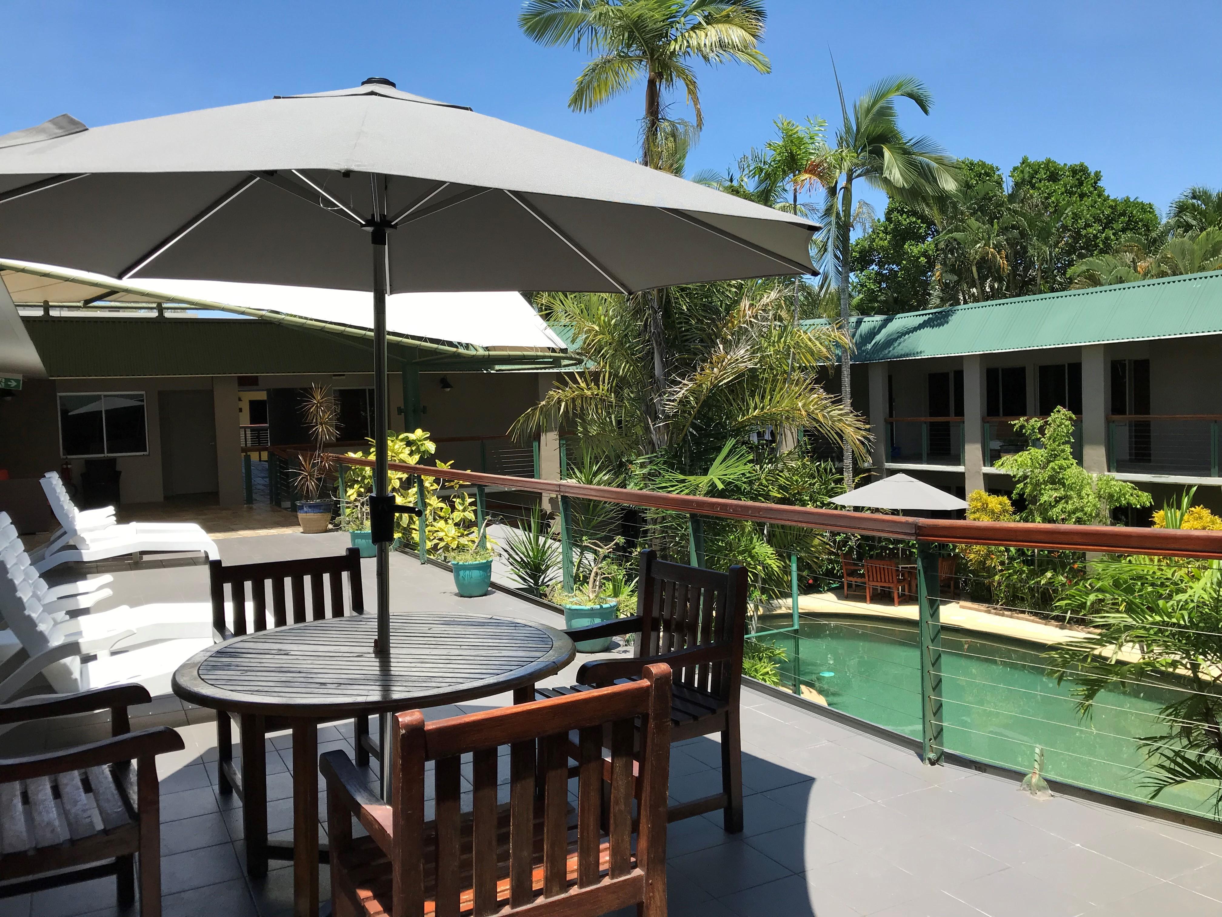 Bay Village Tropical Retreat & Aparthotel Cairns