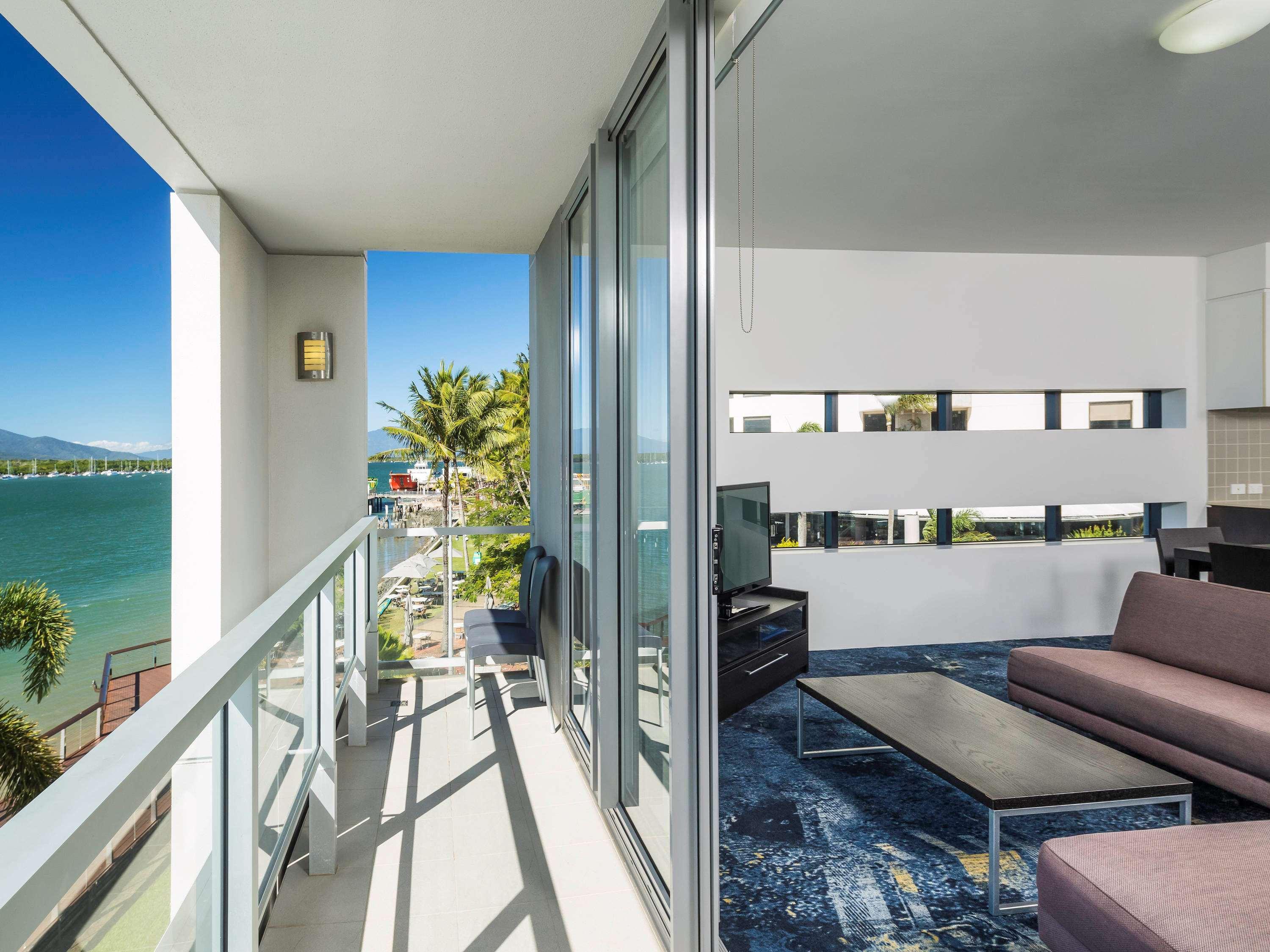 The Sebel Harbour Lights Aparthotel Cairns