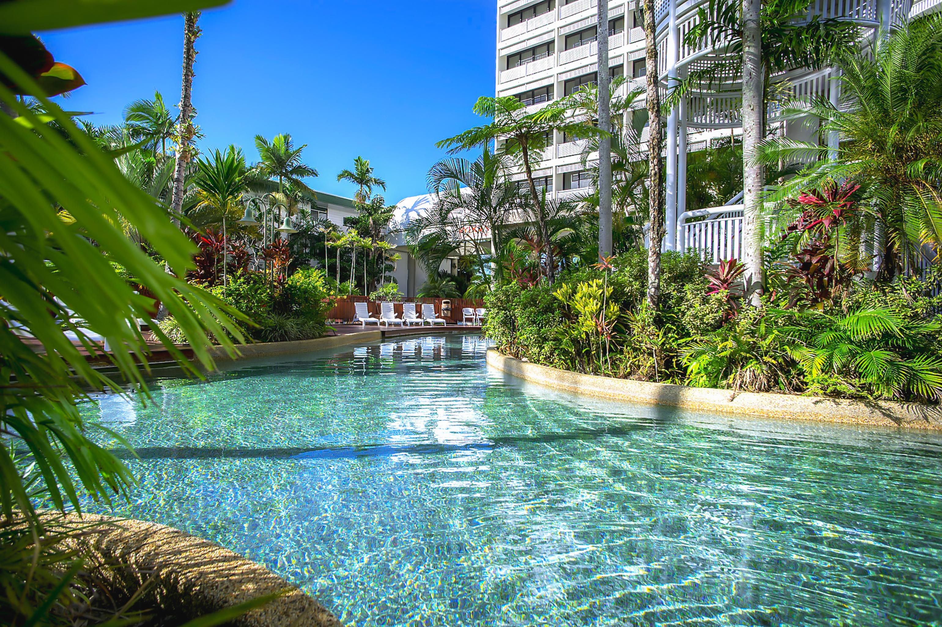 Rydges Esplanade Hotel 4*