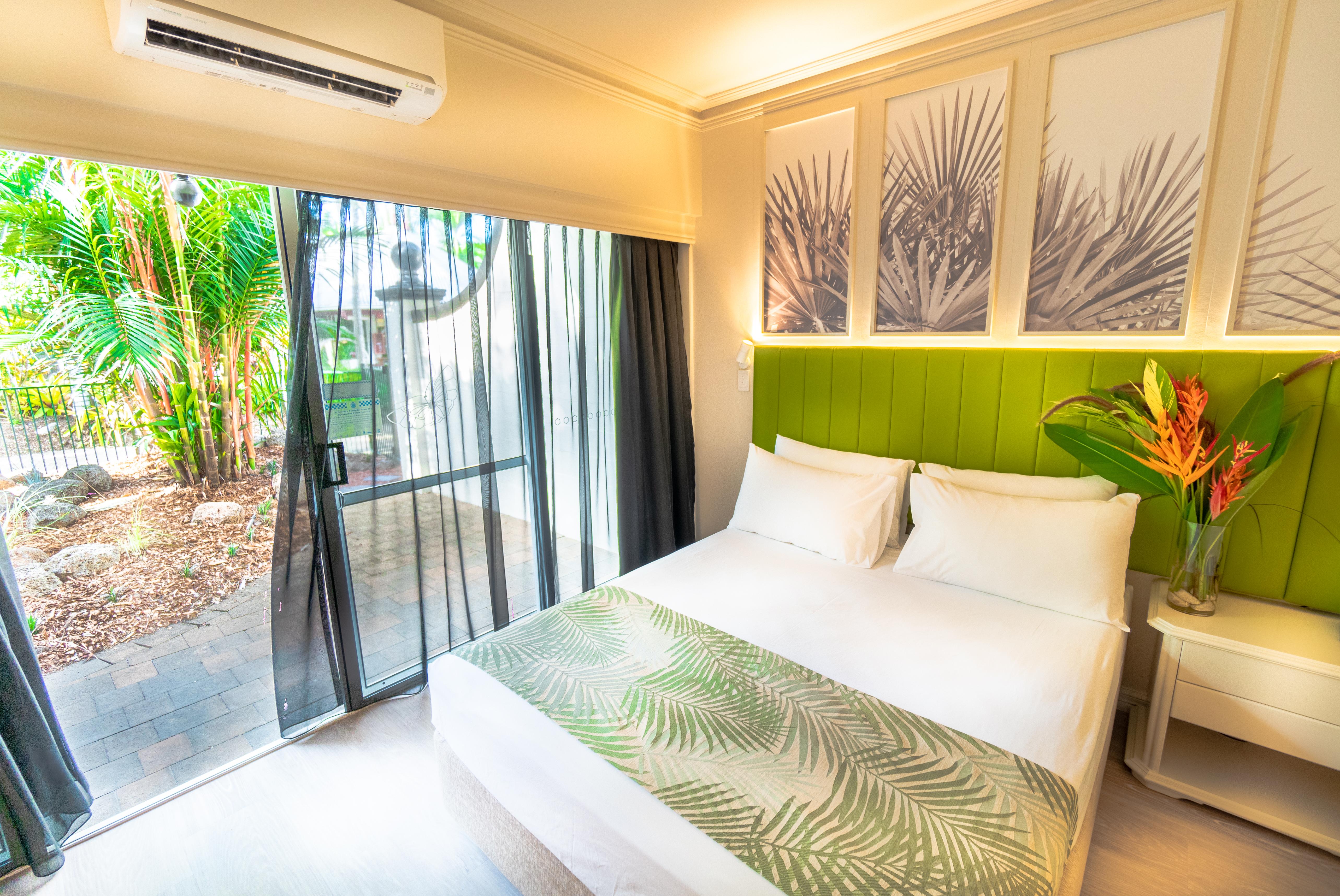 Colonial Club 4* Cairns