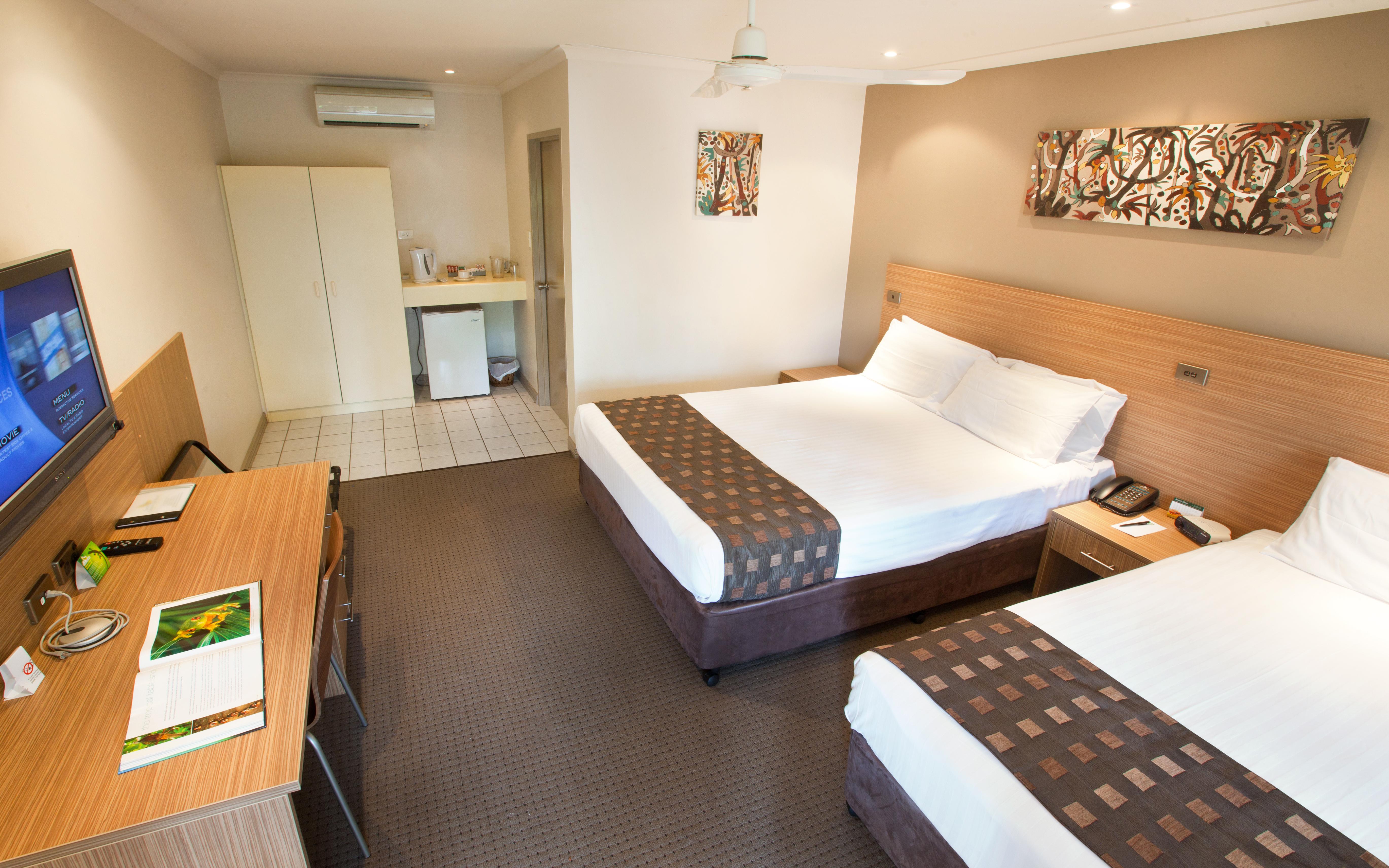 Colonial Club Hotel 4*