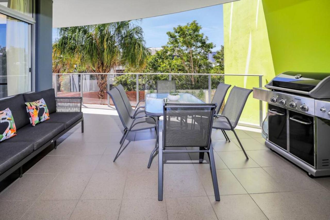 Pool View Centre 202 Apartment