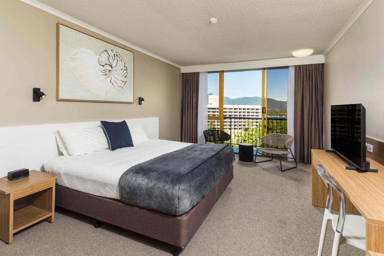 Hotel Pacific Cairns