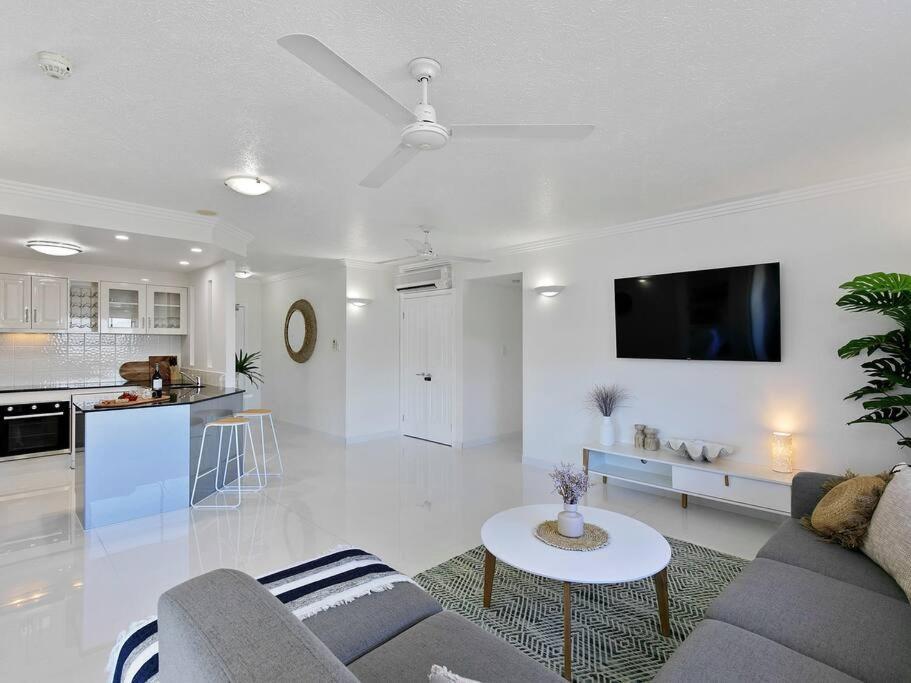 Apartment 3 Bedroom Cbd Waterfront Luxury
