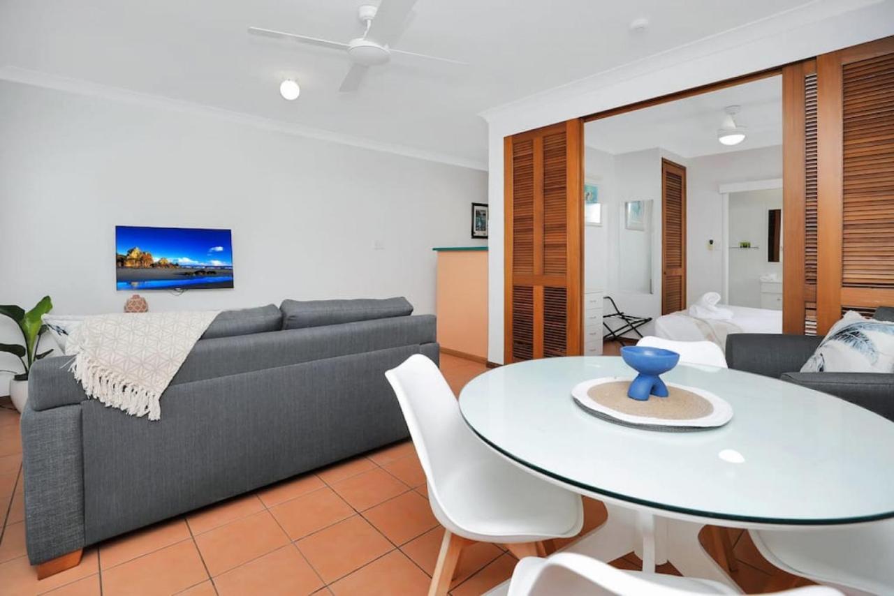 Mediterranean Style Close To The 16 Apartment *