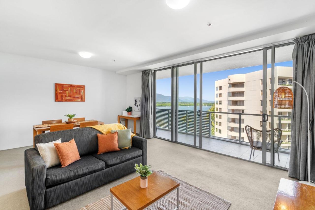 703 Harbour Lights With Water Views Apartment *