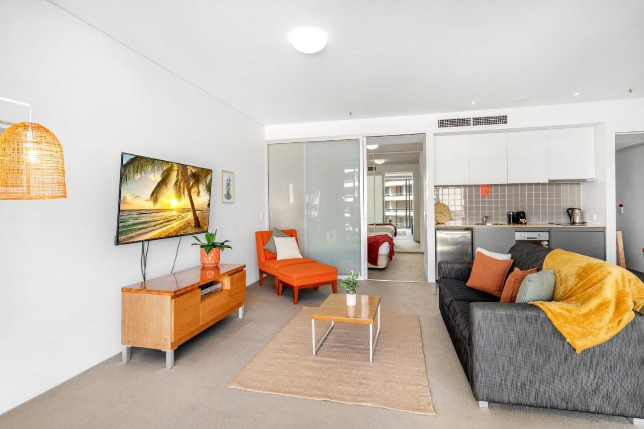 703 Harbour Lights With Water Views Apartment Cairns