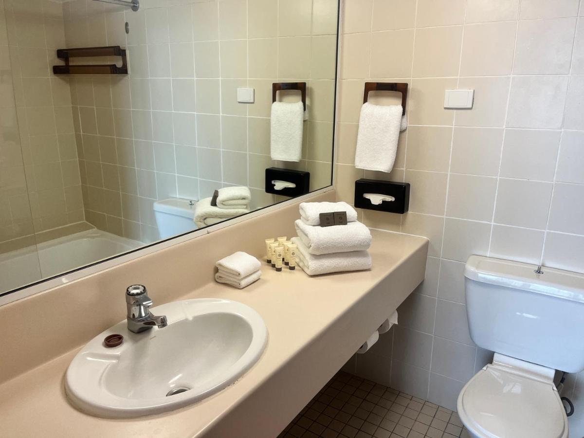 Acacia Court Hotel 4*