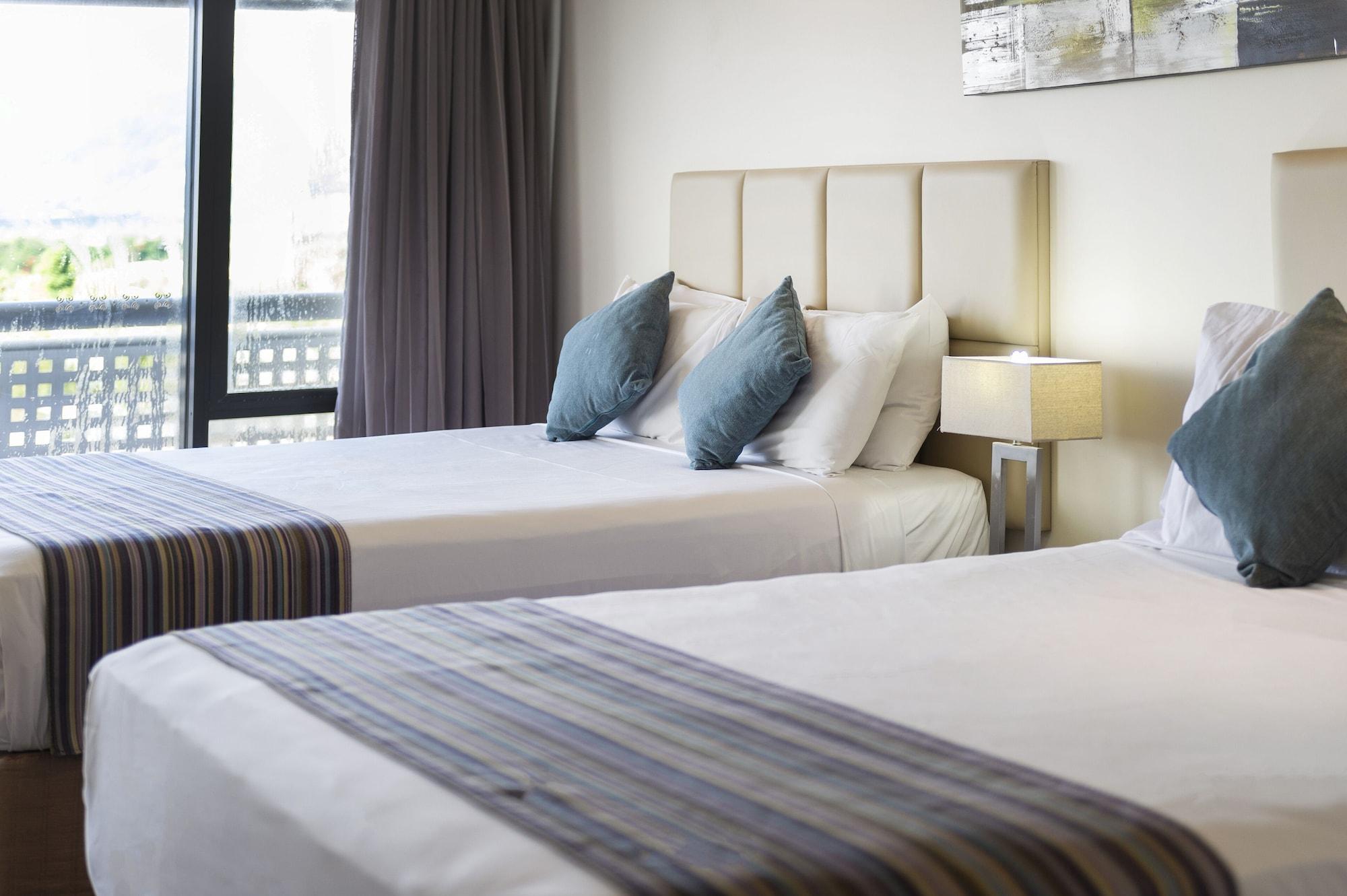 Rydges Esplanade Hotel