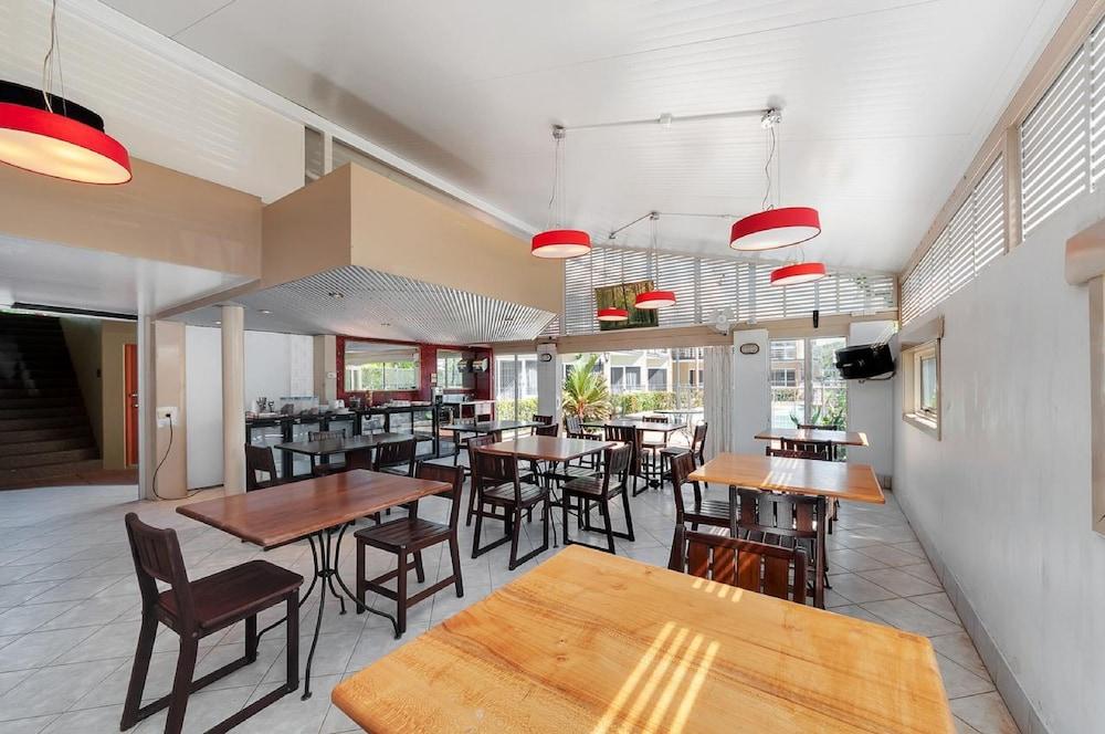 Tropical Queenslander Motel
