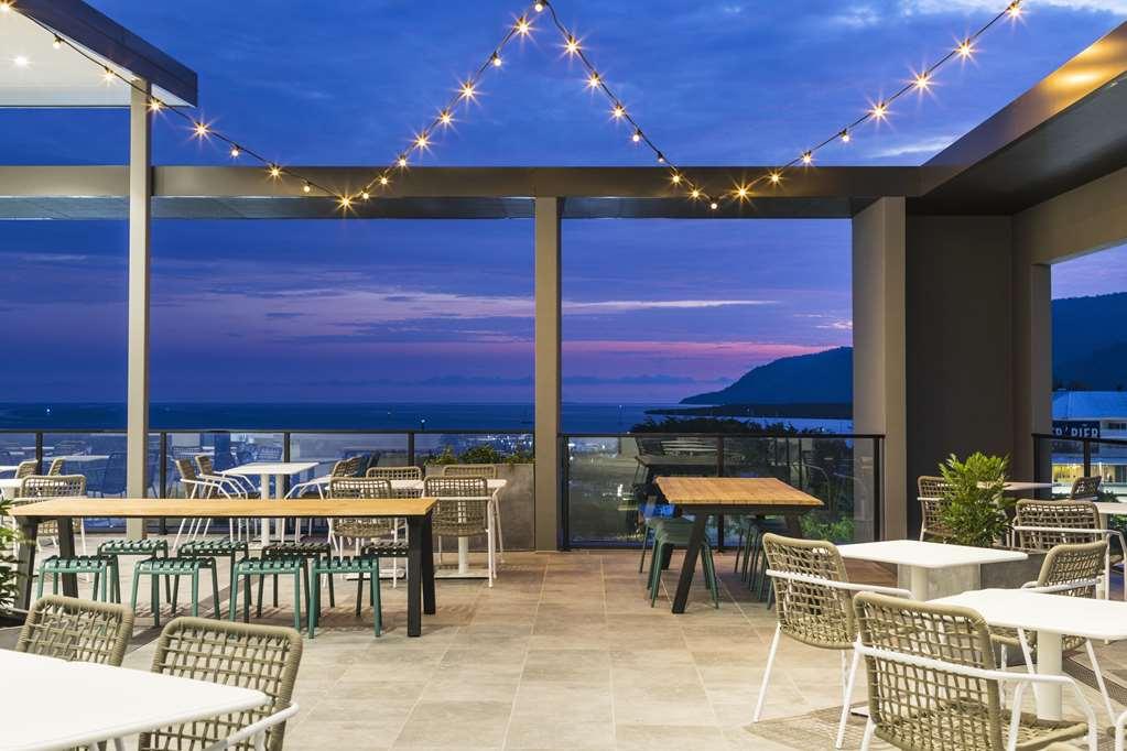 Oaks Hotel Cairns