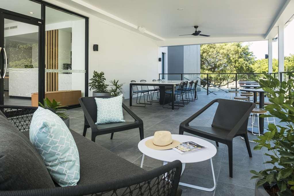 Hotel Oaks Cairns